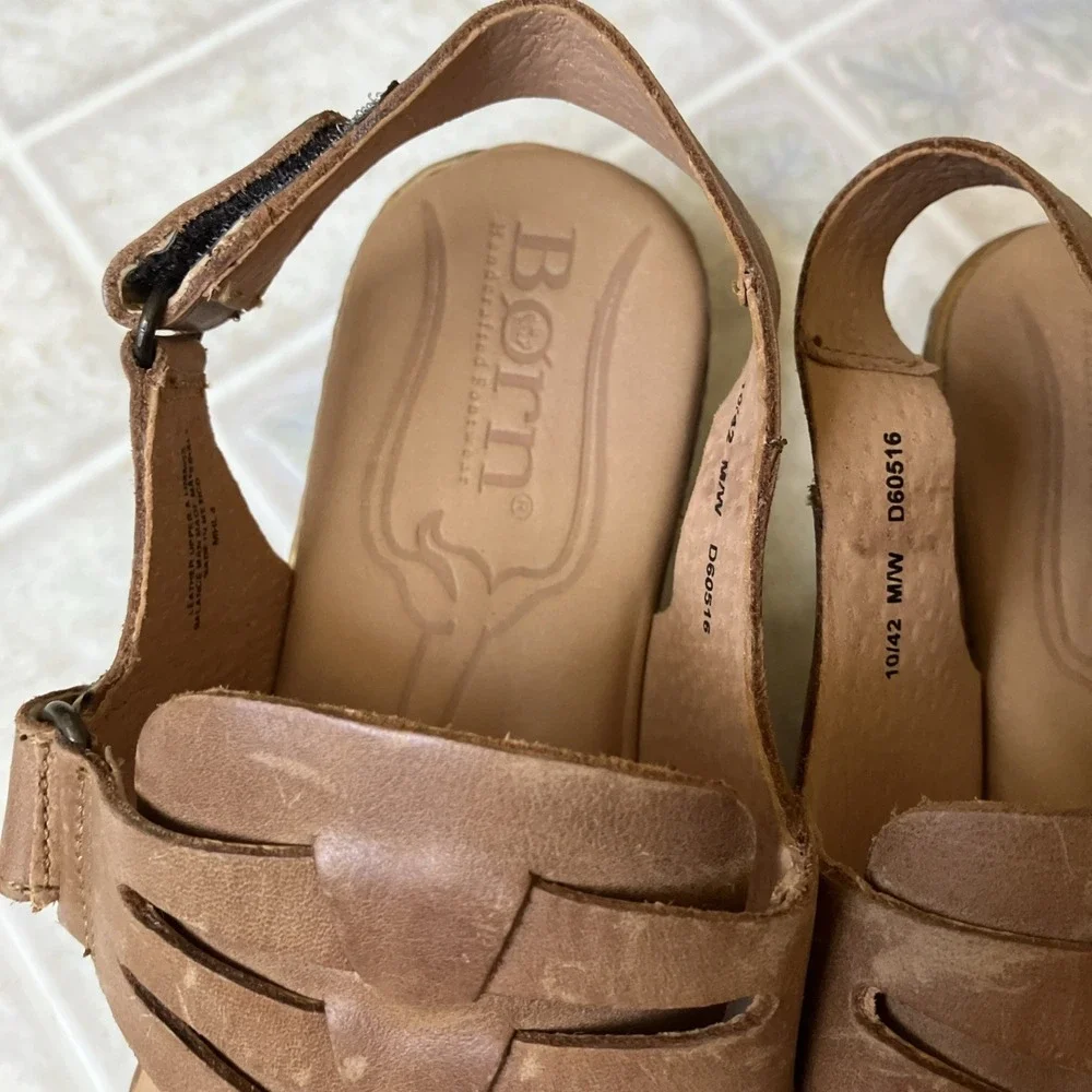 Born Womens Tan Leather Woven T-Strap Wedge Thong Sandals Size 10 M/W D60516‎